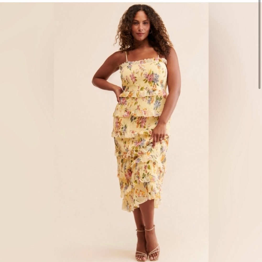 Anthropologie - Floral Tiered Smocked MIDI Dress, size L, color yellow